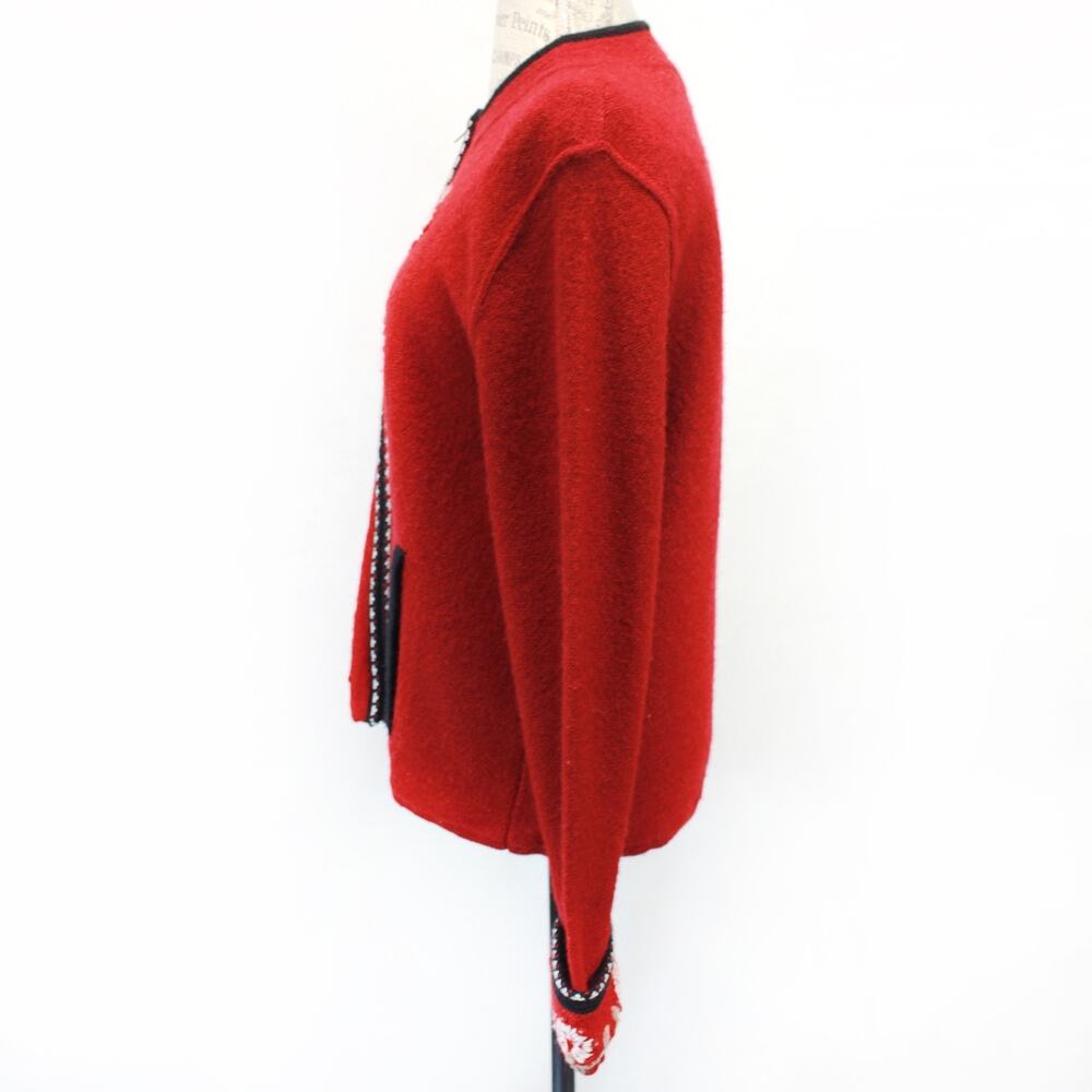 Real Comfort Red 100% Wool Sweater Cardigan Zip Embroidered Floral Cottagecore M - Picture 6 of 8